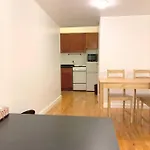 Private Room With Shower On Union Square Side 1